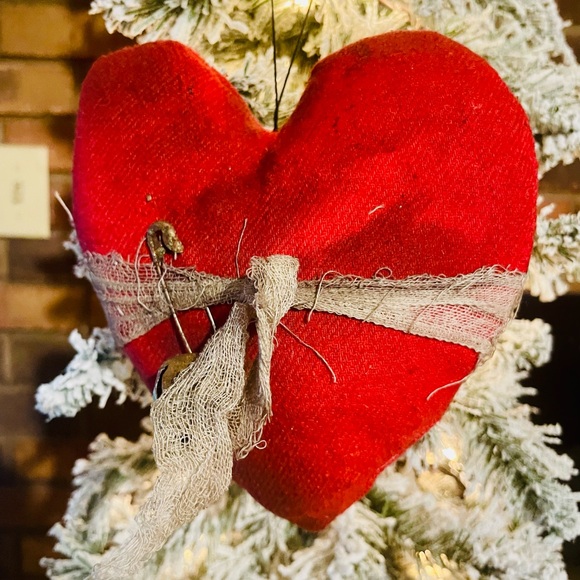 *Heart Ornament Primitive Decor - Picture 11 of 12